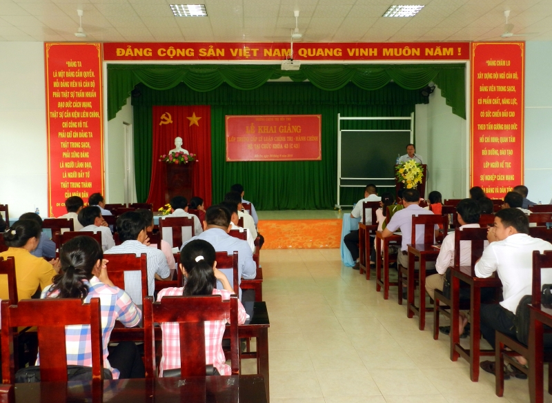 Toàn cảnh Lễ khai giảng.