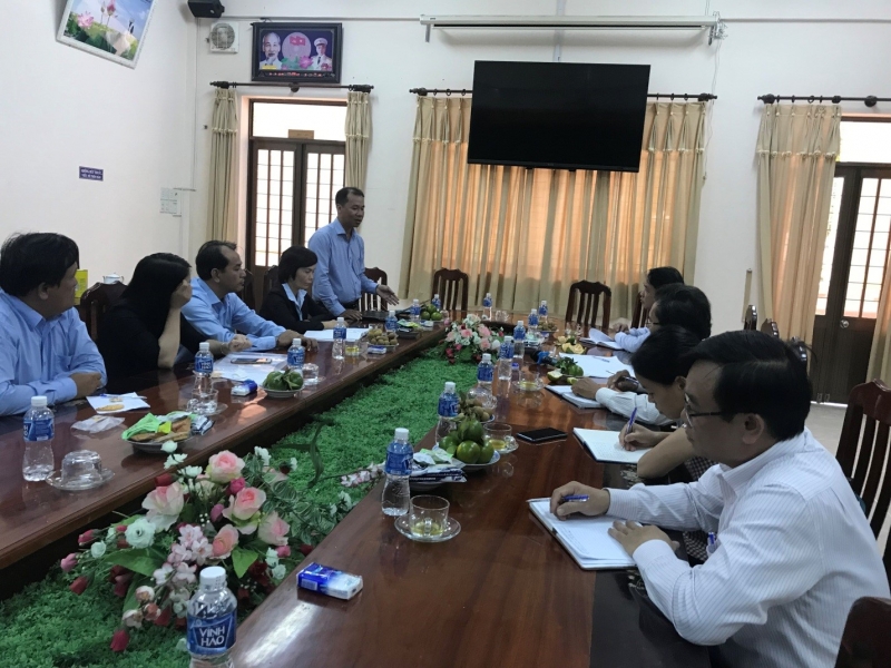 Đoàn trao đổi, làm việc cùng với đại diện lãnh đạo Ban Tổ chức Tỉnh ủy, Ban Giám hiệu, giảng viên Trường Chính trị tỉnh Đồng Tháp.