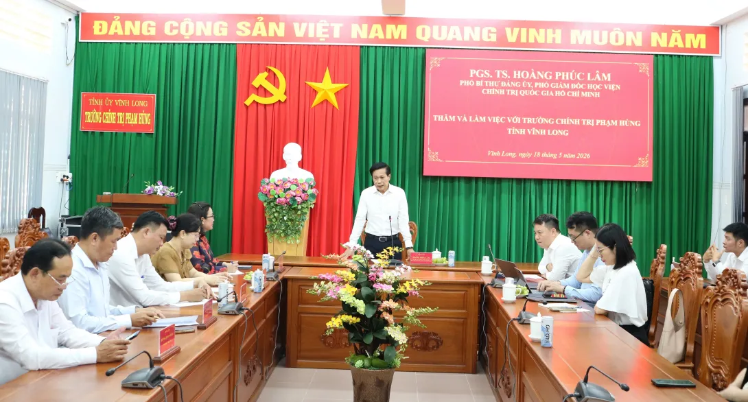 PGS.TS Hoàng Phúc Lâm phát biểu chỉ đạo tại buổi làm việc